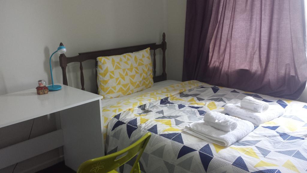Delamain Holiday House And B&B Christchurch Room photo